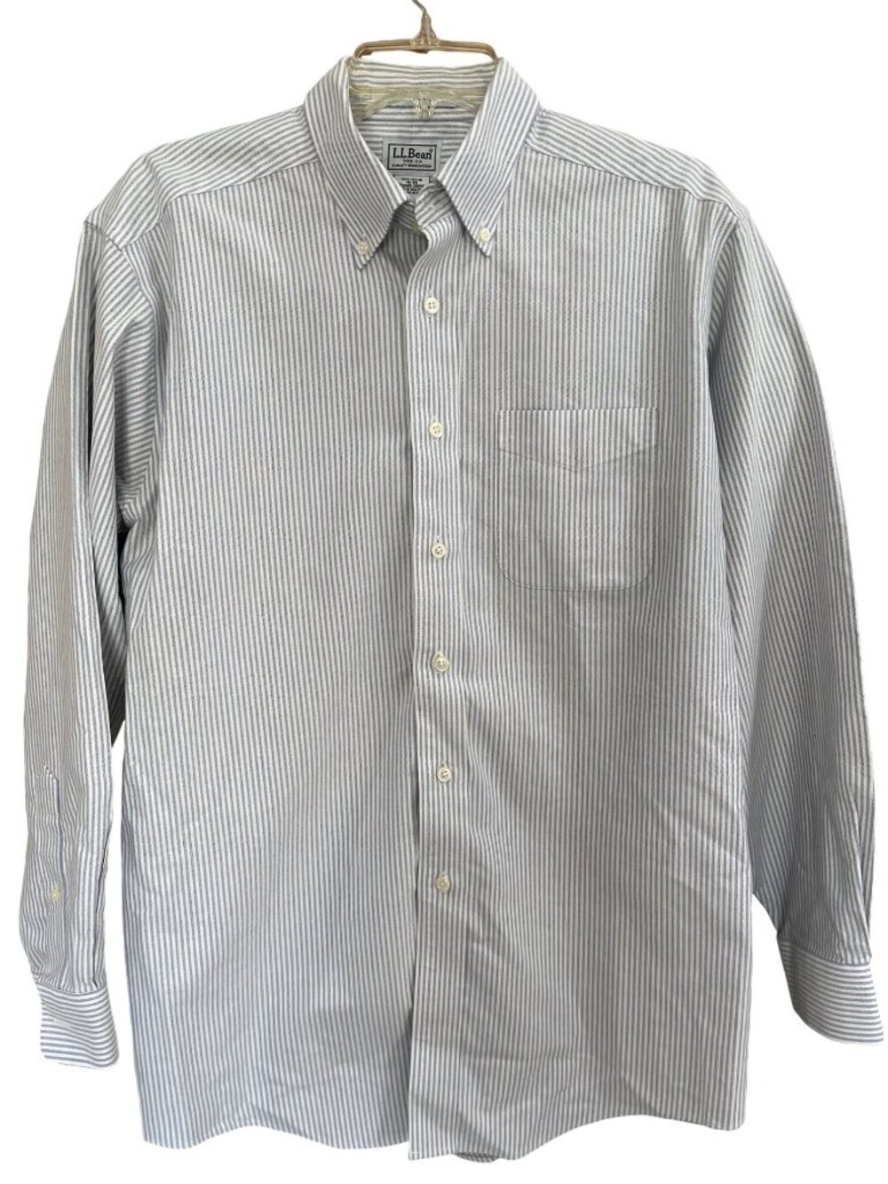 L.L.Bean Men's XL White Blue Striped Button Down Shirt Collared Casual Cotton
